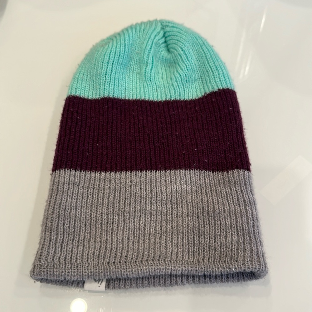 Beanie blue purple gray
